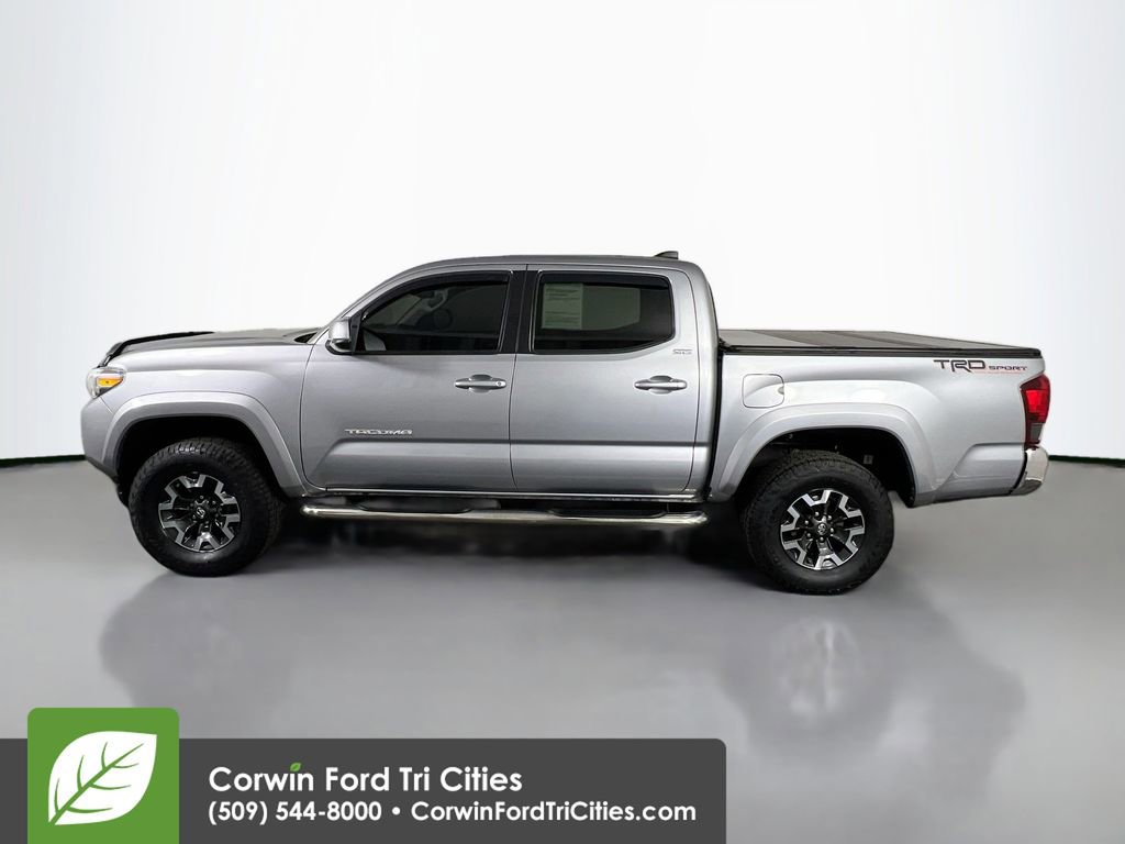 Used 2020 Toyota Tacoma SR5 AWD/4WD image 6