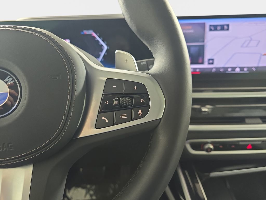 Certified 2024 BMW X7 xDrive40i w/ M Sport Package image 19