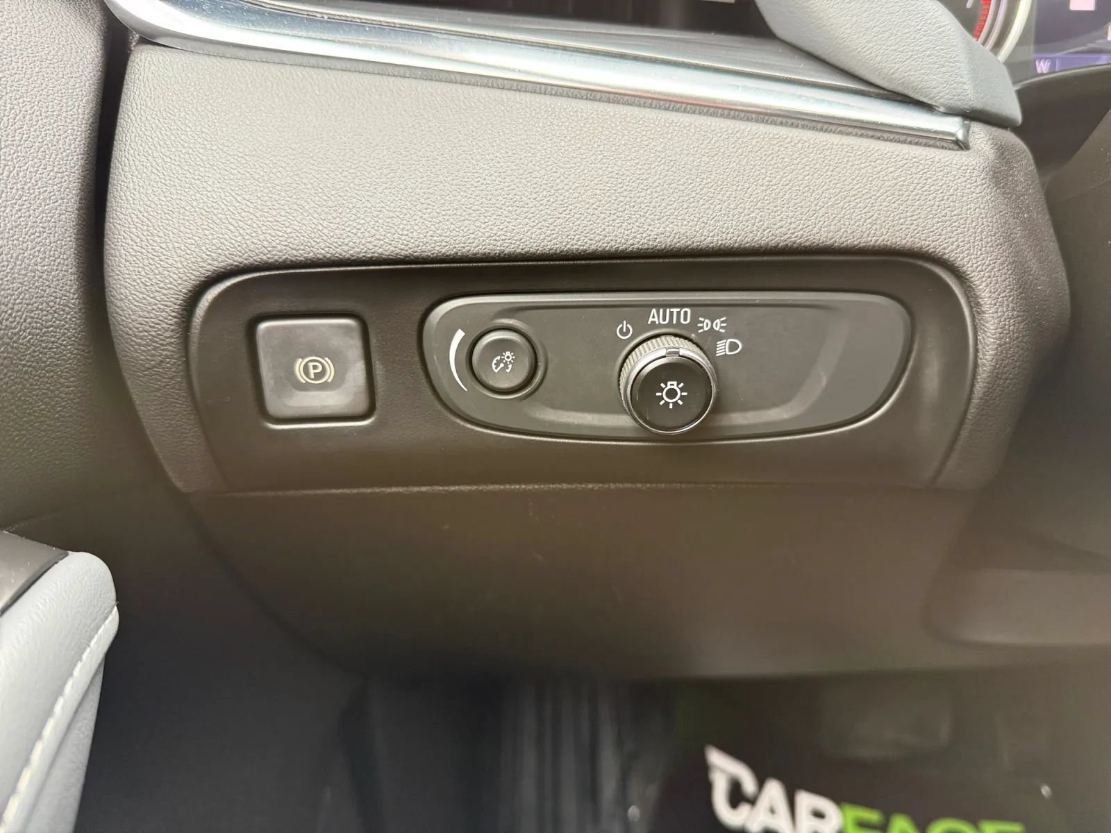 Used 2021 Buick Enclave Premium w/ Sun and Sites Package AWD/4WD image 37