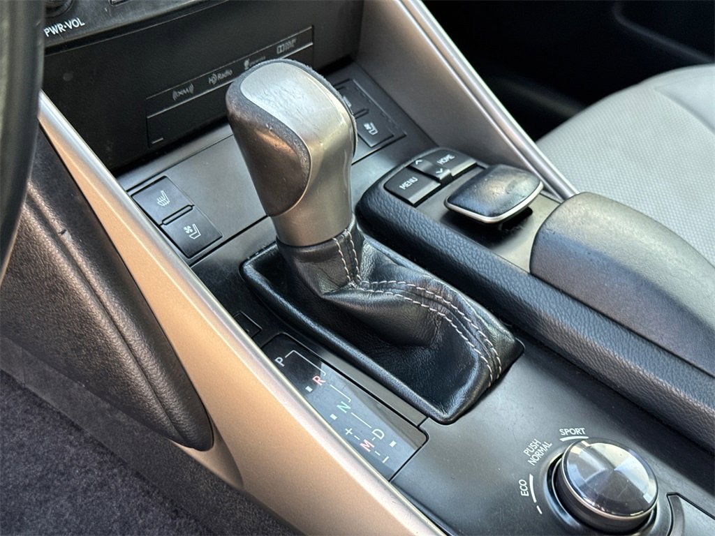 Used 2014 Lexus IS 350 image 26
