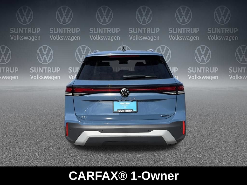 Used 2026 Volkswagen Tiguan SE AWD/4WD image 4
