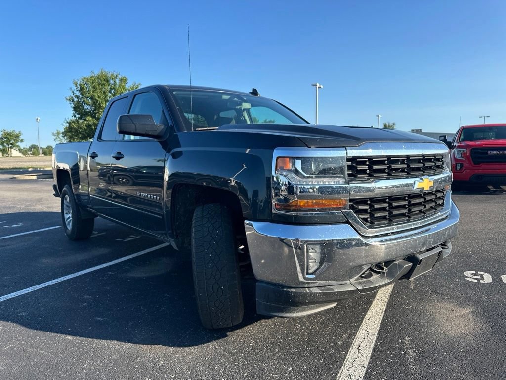 Used 2019 Chevrolet Silverado 1500 LT w/ All Star Edition AWD/4WD image 13