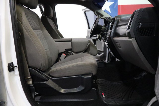 Used 2017 Ford F250 XLT w/ XLT Premium Package AWD/4WD image 8