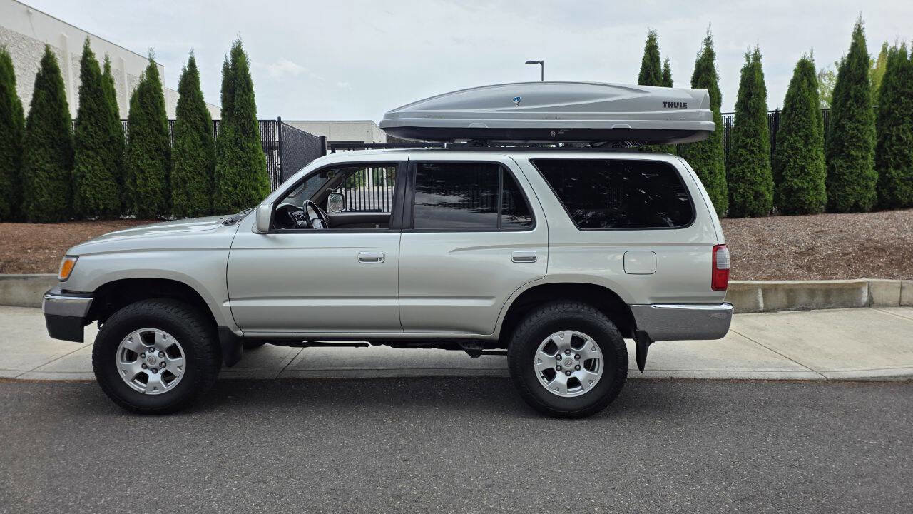 Used 1999 Toyota 4Runner SR5 image 8