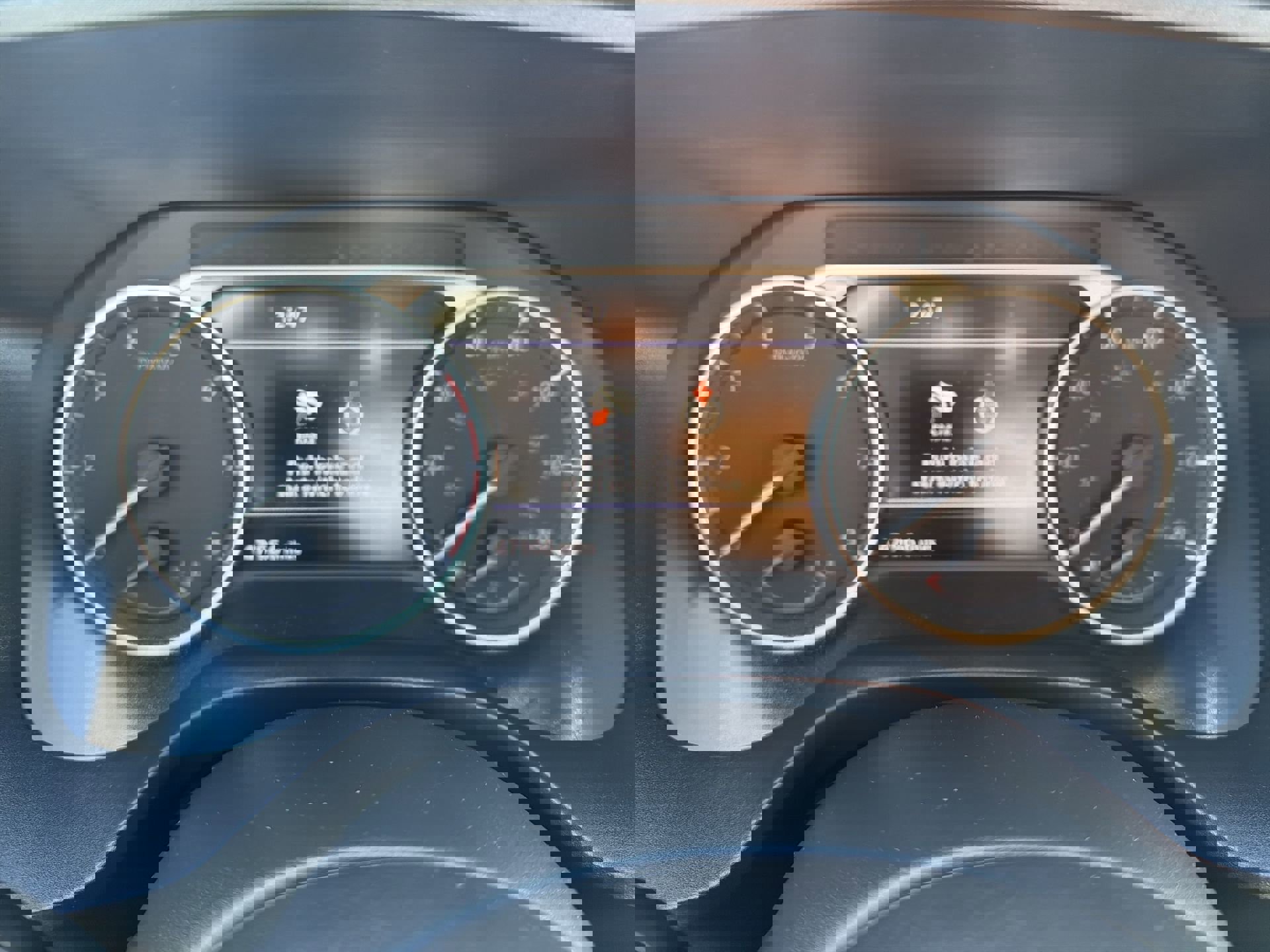 Used 2023 Nissan Rogue SL w/ SL Premium Package image 19