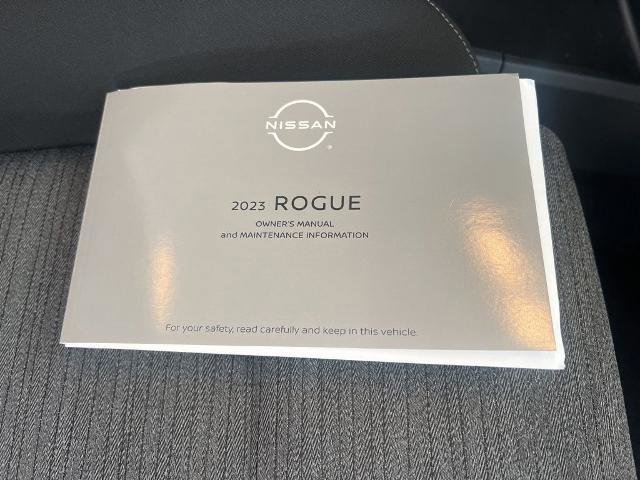 Certified 2023 Nissan Rogue SV image 27