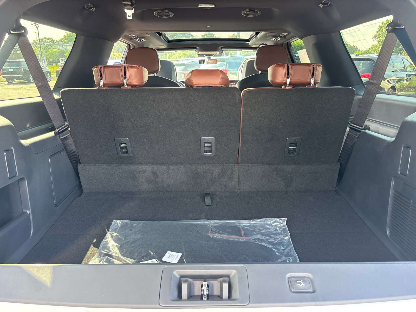 New 2027 Lincoln Navigator L Reserve AWD/4WD image 9