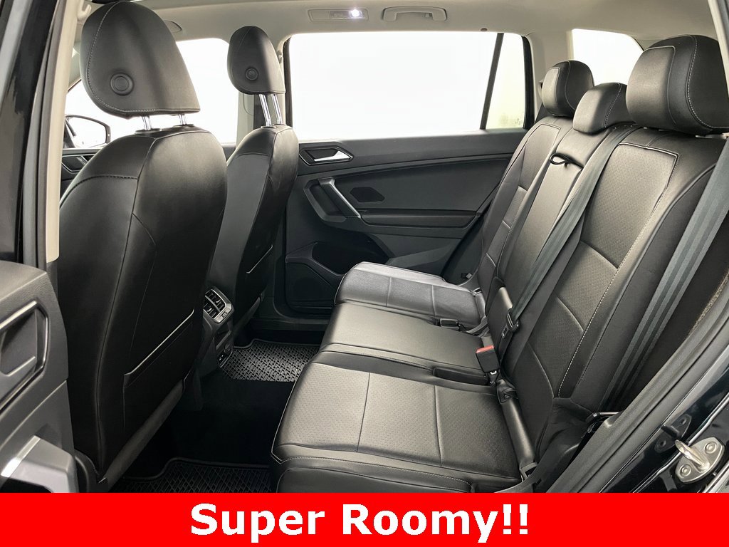 Used 2018 Volkswagen Tiguan SEL image 11