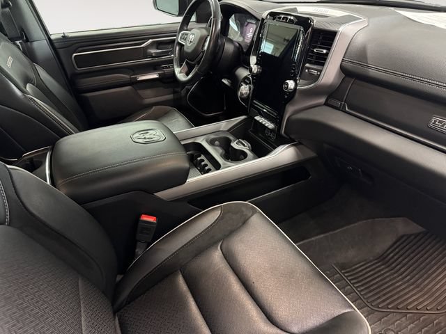 Used 2023 RAM 1500 Laramie AWD/4WD image 4