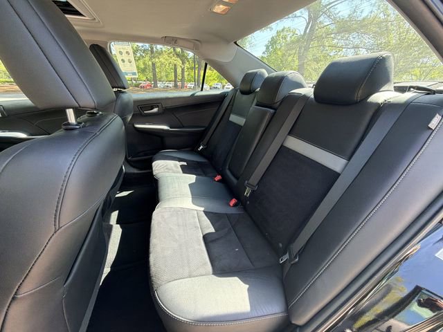 Used 2014 Toyota Camry SE w/ Leather Package FWD image 23