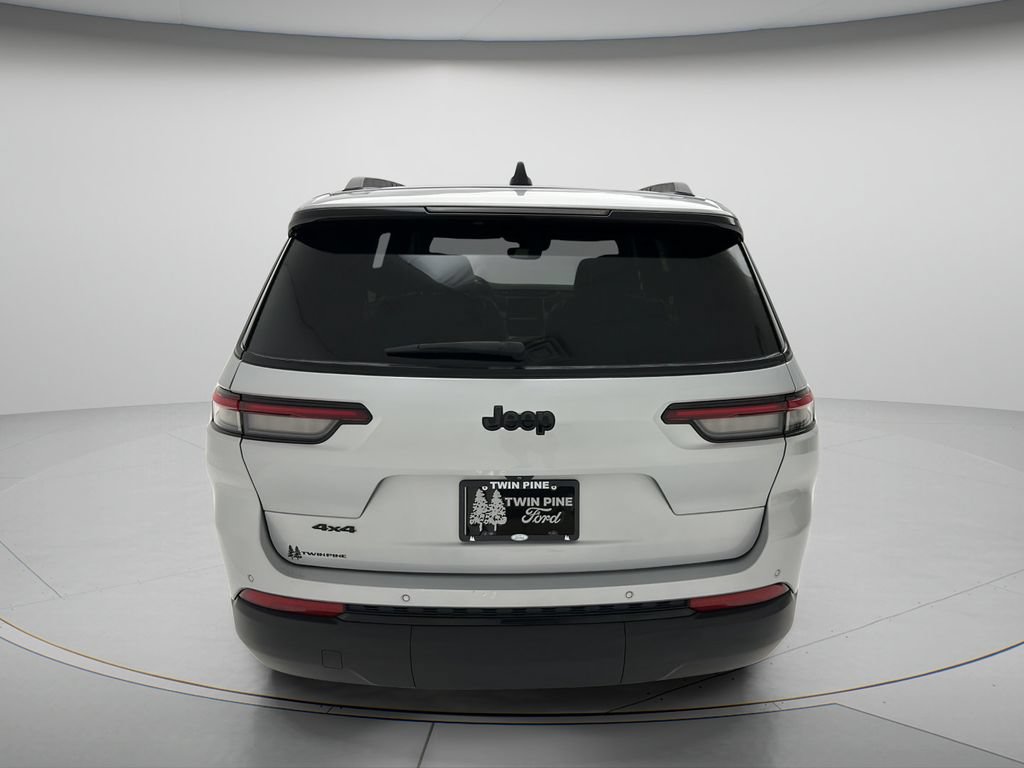 Used 2023 Jeep Grand Cherokee L Laredo AWD/4WD image 5