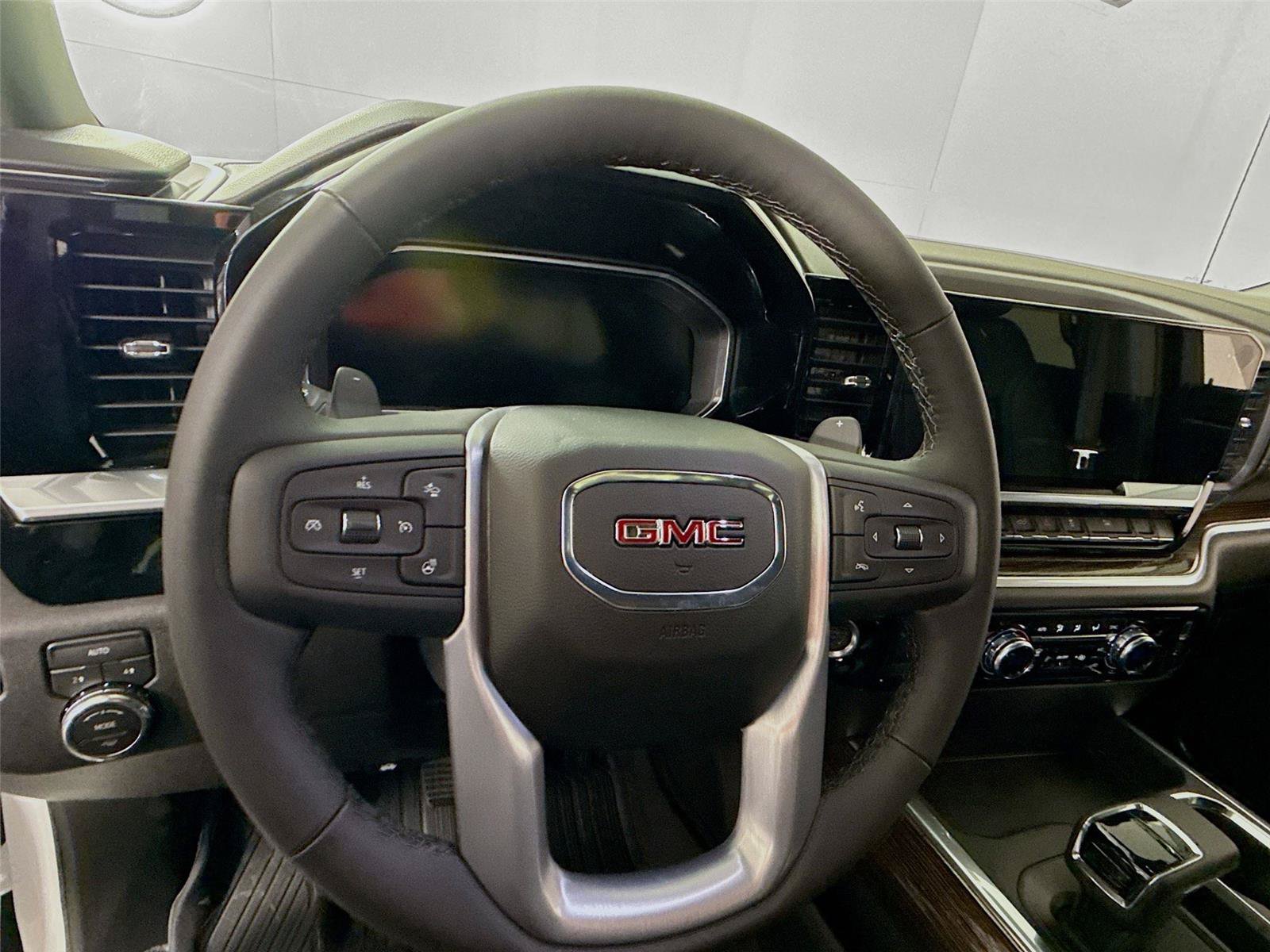 New 2026 GMC Sierra 1500 Elevation w/ Elevation Premium Package AWD/4WD image 5