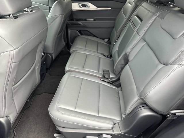 New 2026 Ford Explorer Active w/ Active Comfort Package image 24