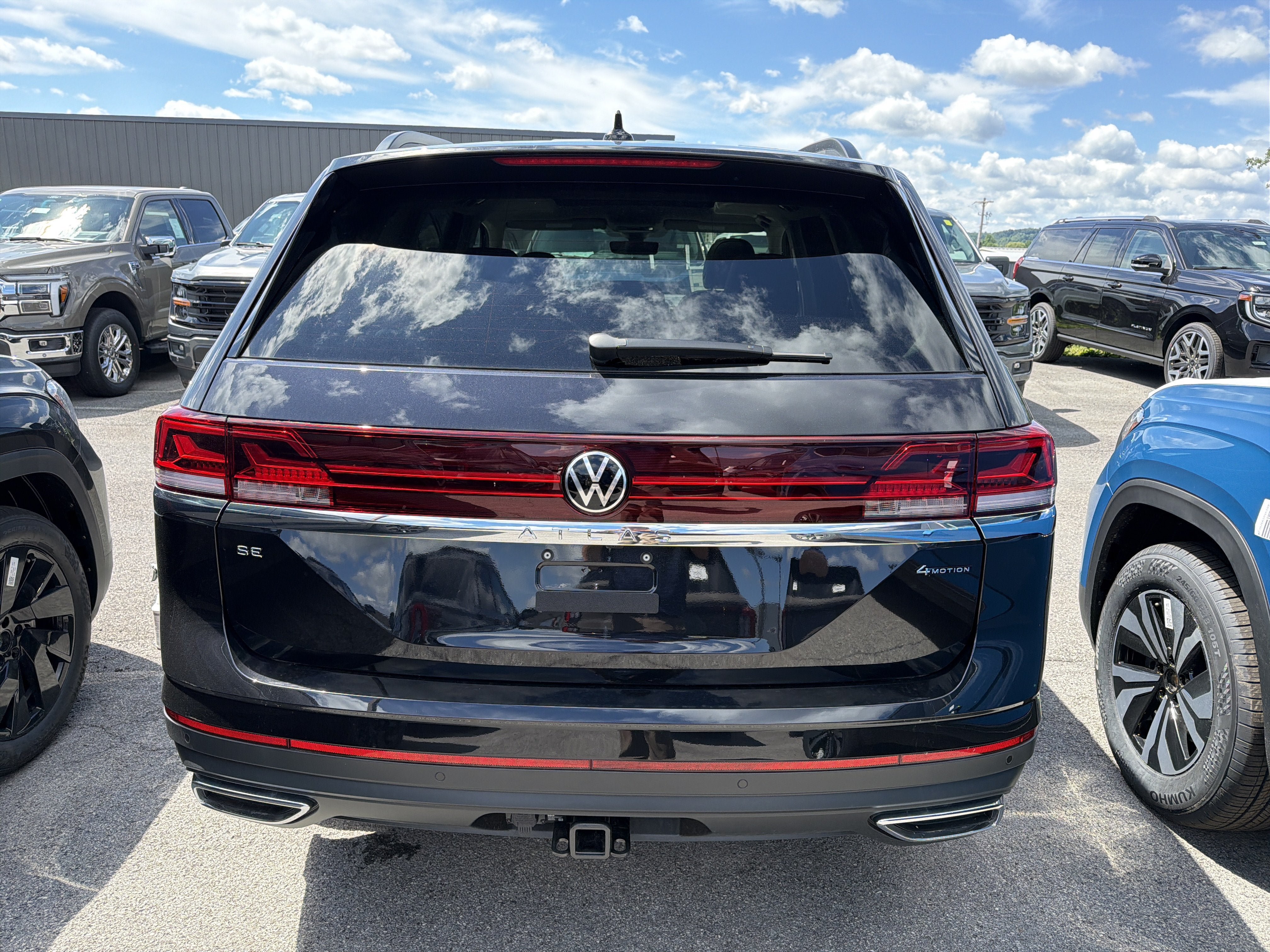 New 2026 Volkswagen Atlas SE AWD/4WD image 5