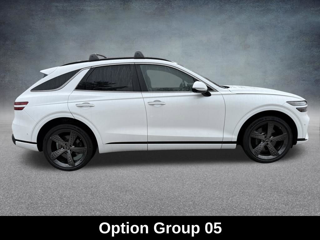 Used 2025 Genesis GV70 3.5T Sport w/ Sport Advanced Package image 7
