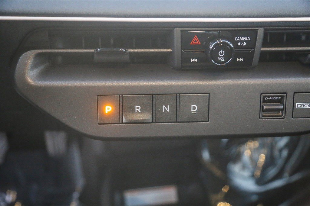 New 2026 Nissan Leaf Platinum+ image 19