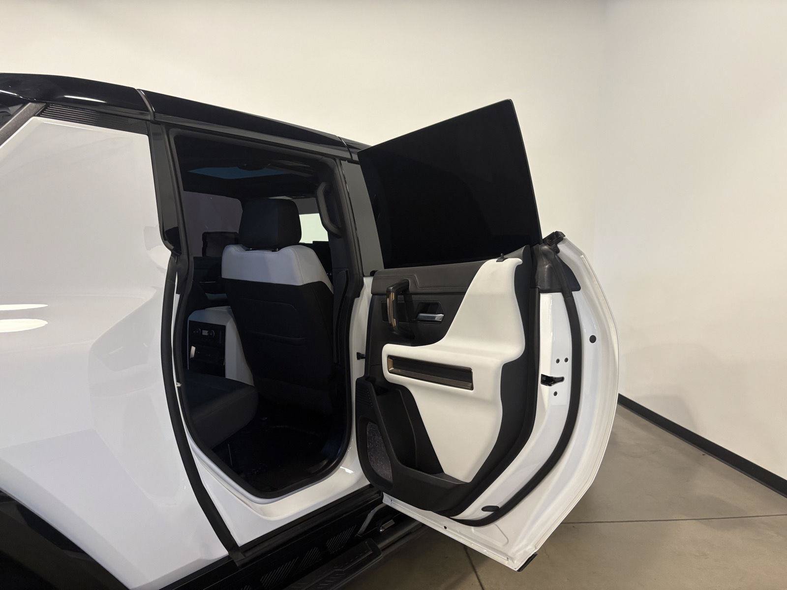 Used 2022 GMC Hummer EV Edition 1 w/ LPO, Illumination Package AWD/4WD image 40