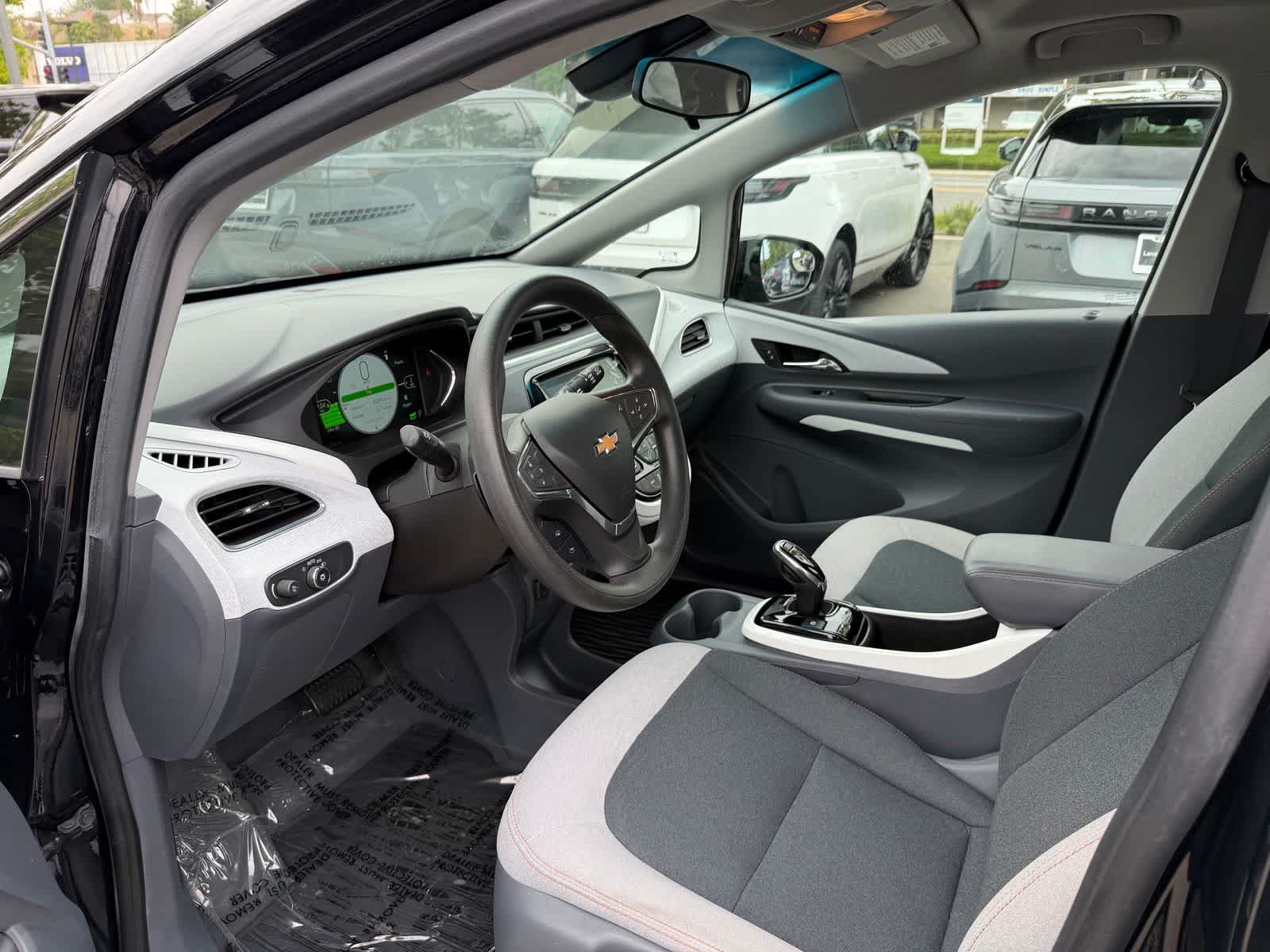 Used 2020 Chevrolet Bolt LT FWD image 11