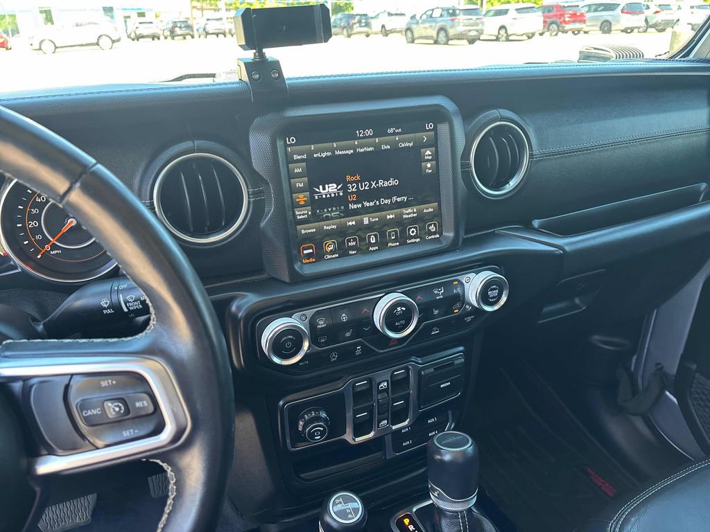 Used 2020 Jeep Gladiator Overland AWD/4WD image 15