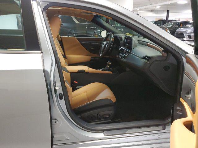 Certified 2023 Lexus ES 350 w/ Premium Package image 24