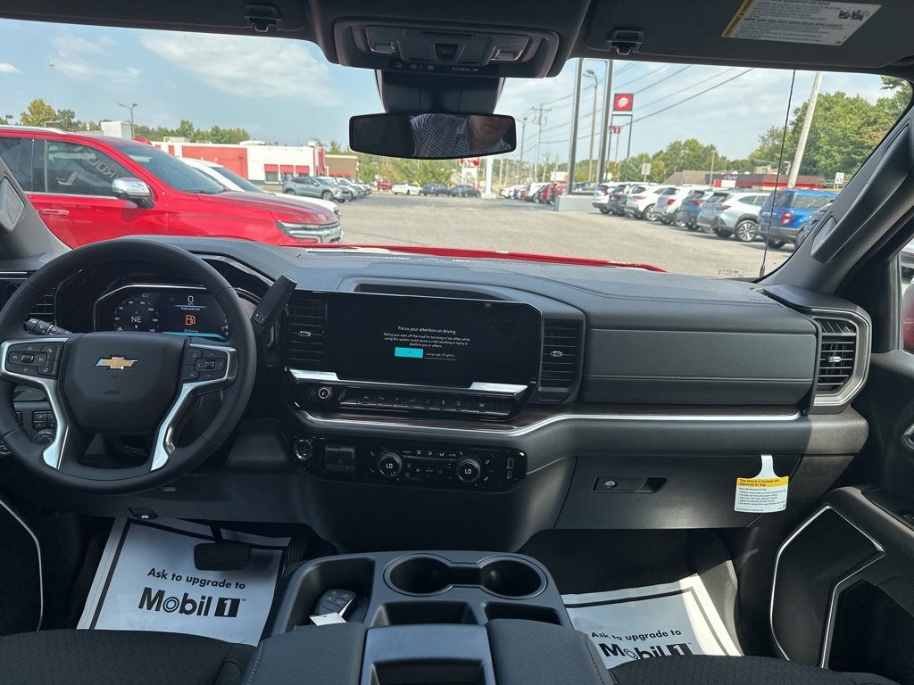New 2026 Chevrolet Silverado 1500 LT w/ Z71 Off-Road Package image 2