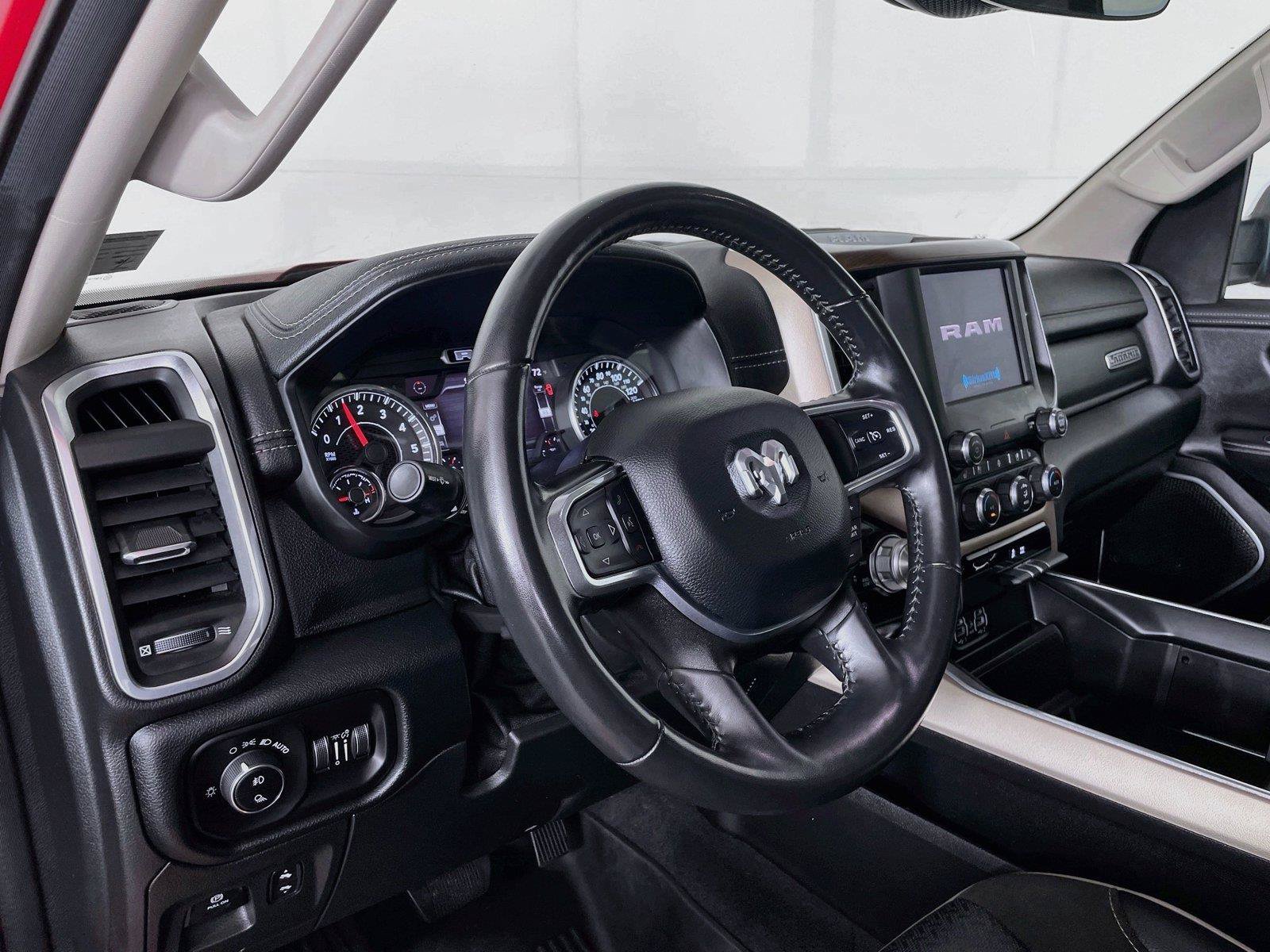 Used 2022 RAM 1500 Laramie AWD/4WD image 12
