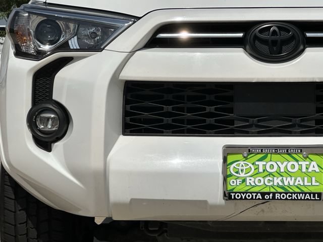 Used 2022 Toyota 4Runner SR5 Premium w/ Moonroof Package RWD image 6