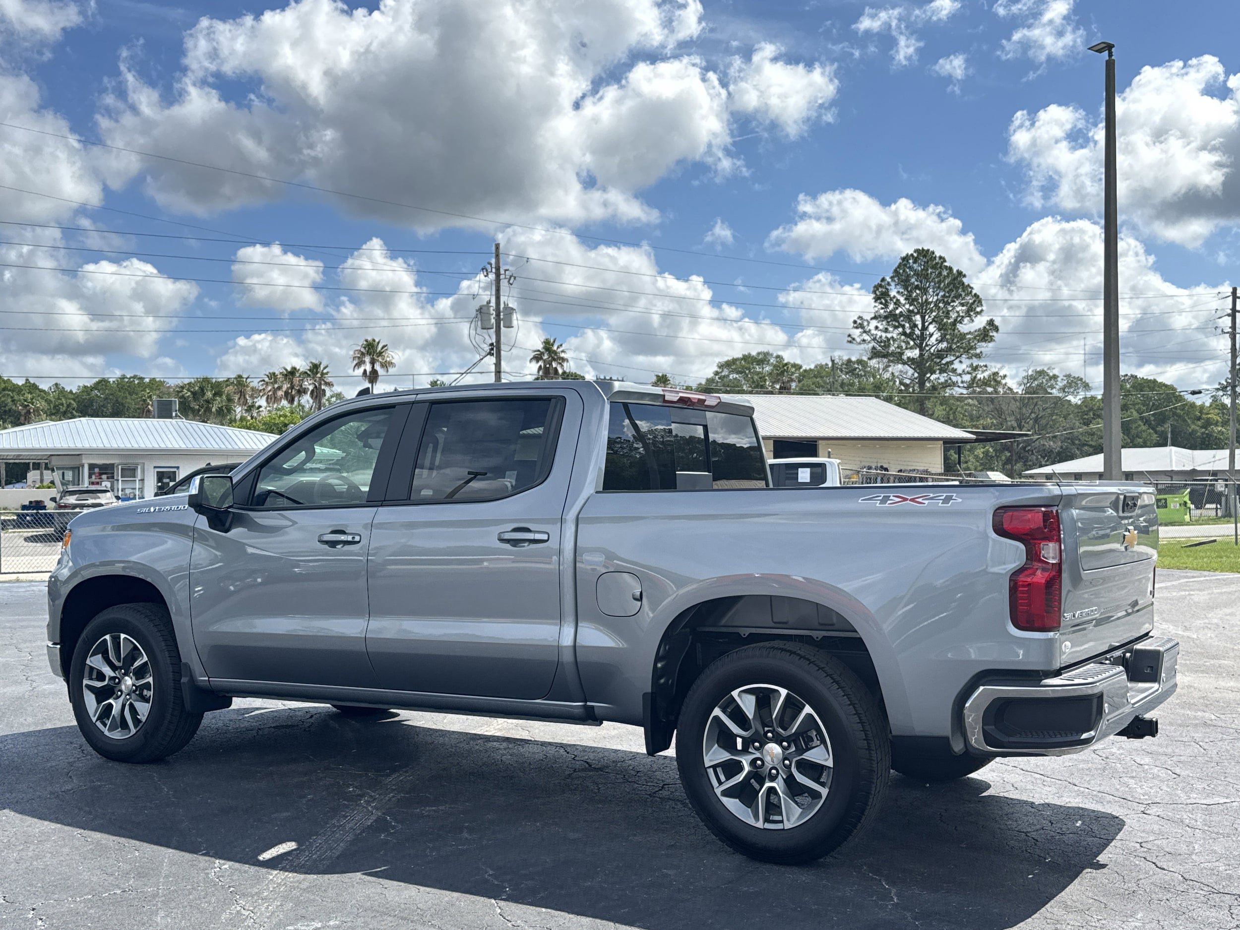 New 2026 Chevrolet Silverado 1500 LT w/ Safety Package AWD/4WD image 3