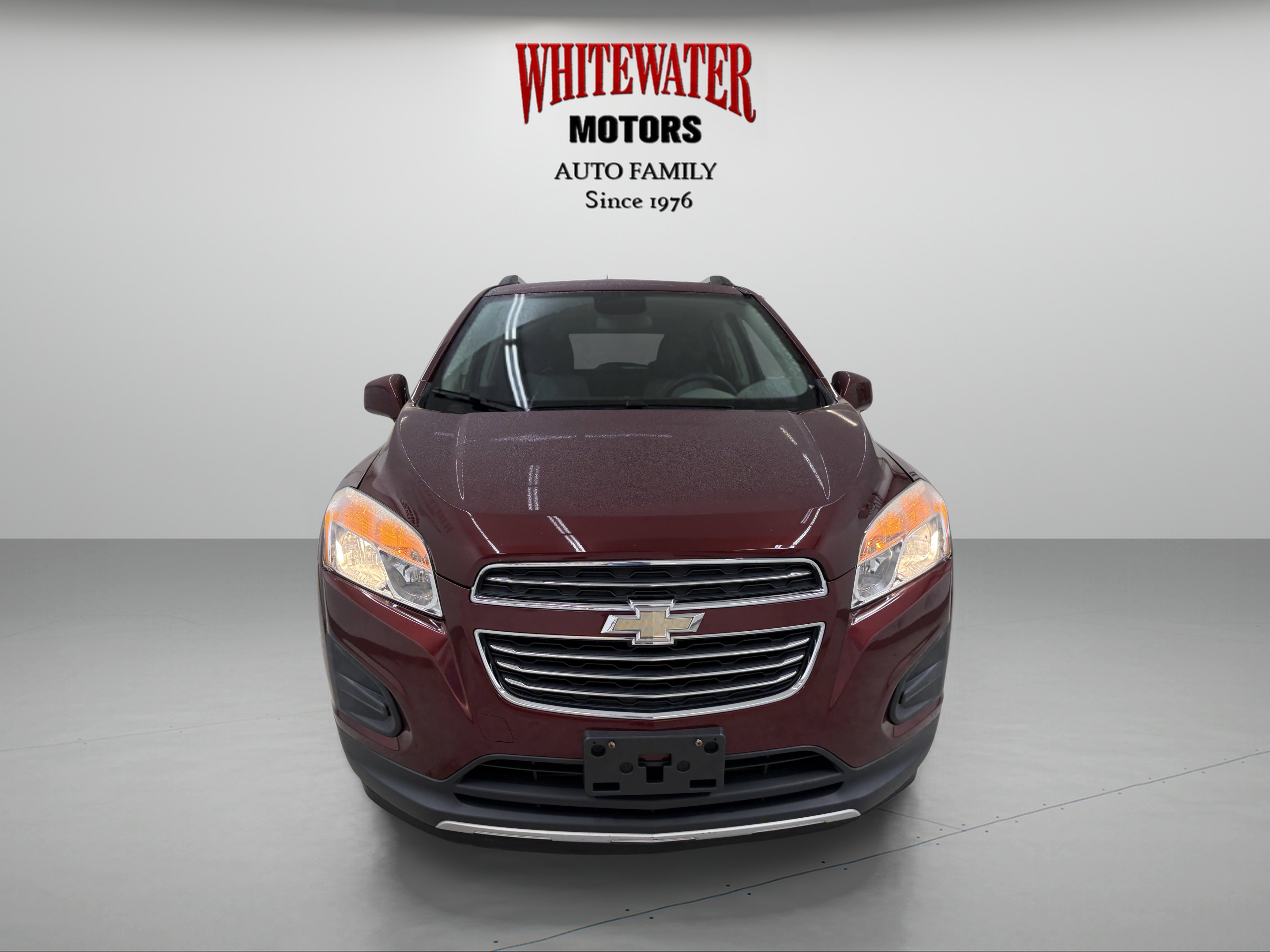 Used 2016 Chevrolet Trax LT w/ LT Sun and Sound Package FWD image 6