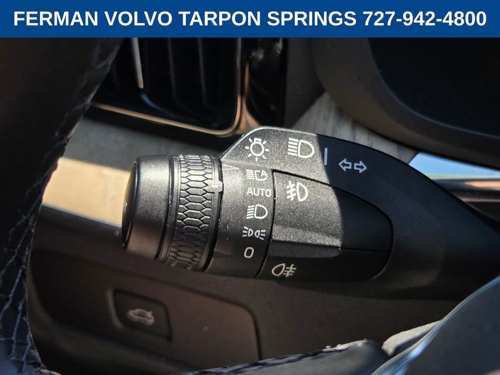 New 2026 Volvo XC60 B5 Plus w/ Protection Package Premier AWD/4WD image 32