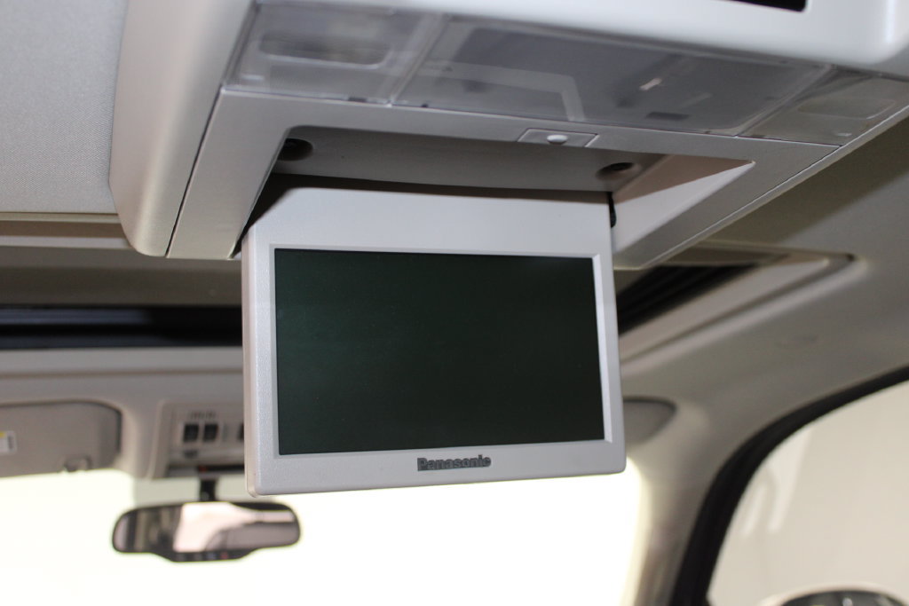 Used 2013 Cadillac Escalade Luxury AWD/4WD image 22
