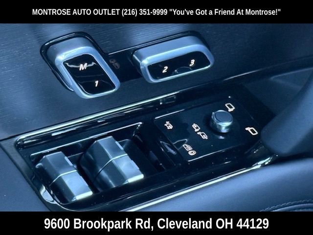 New 2025 Land Rover Range Rover Sport Dynamic SE image 32