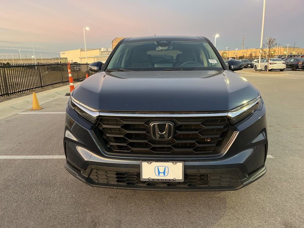 Used 2023 Honda CR-V LX image 2