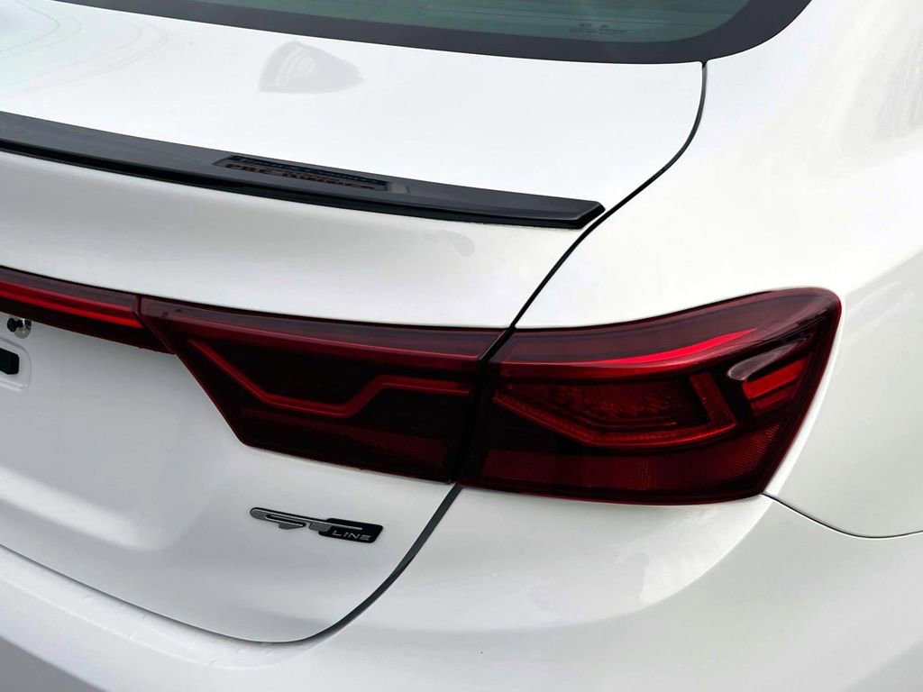 Used 2021 Kia Forte GT-Line image 10