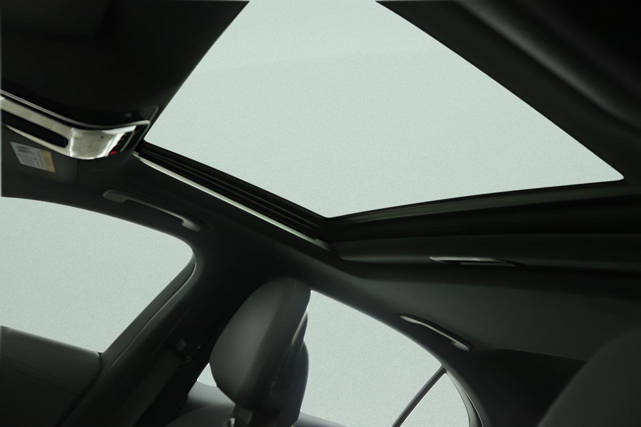 Certified 2023 Mercedes-Benz C 300 Sedan image 22