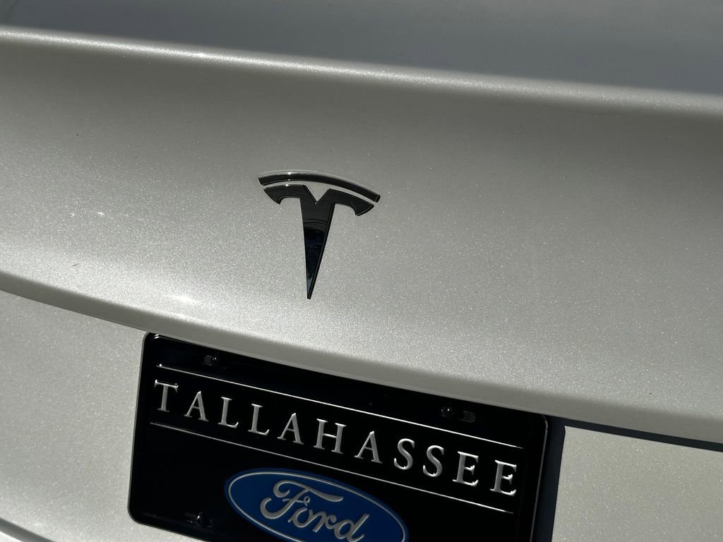 Used 2023 Tesla Model 3 Standard Range image 17
