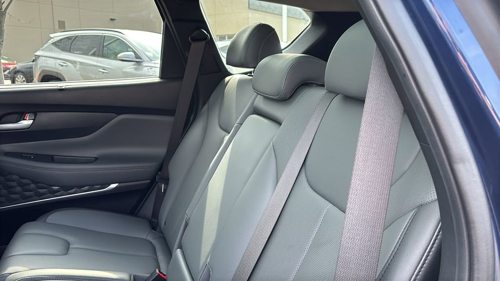 Used 2023 Hyundai Santa Fe SEL w/ Premium Package image 30