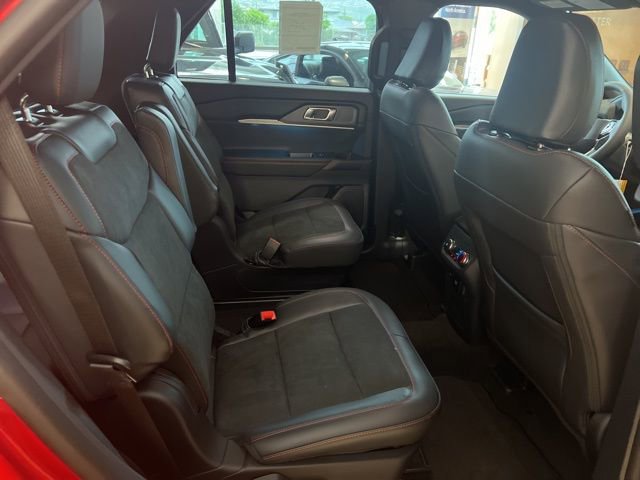 New 2026 Ford Explorer ST RWD image 5