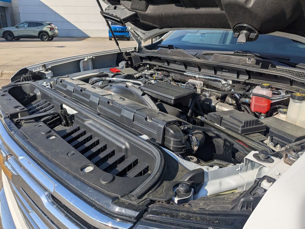 Used 2024 Chevrolet Silverado 2500 LTZ w/ LTZ Plus Package AWD/4WD image 43