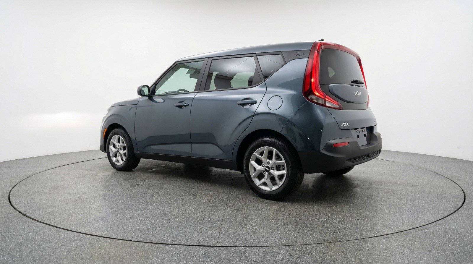 Used 2025 Kia Soul LX image 6