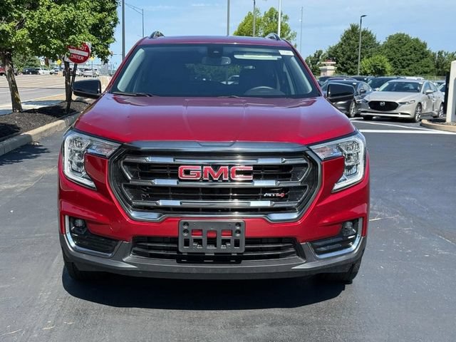 Used 2023 GMC Terrain AT4 AWD/4WD image 9