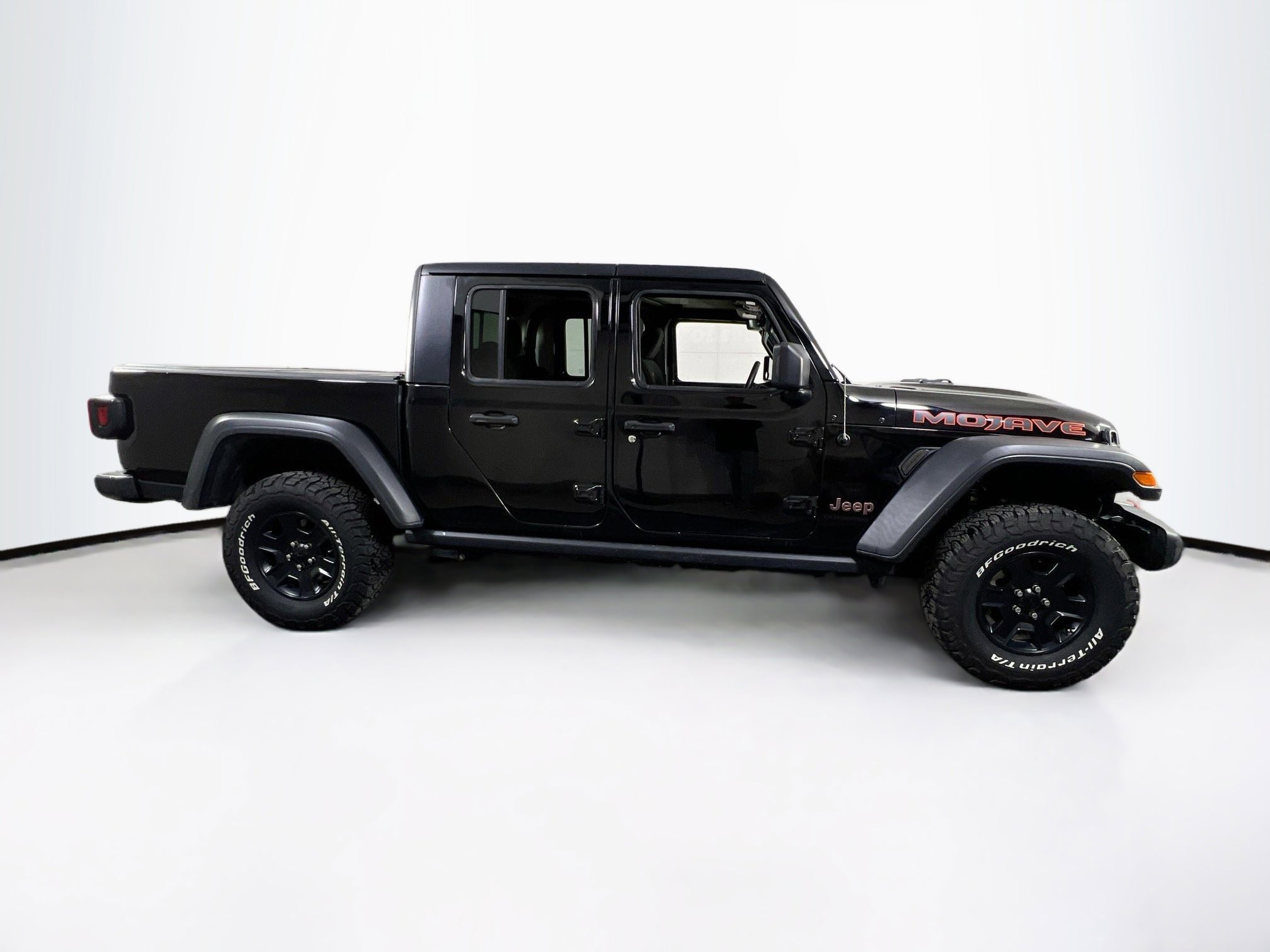 Used 2022 Jeep Gladiator Mojave w/ Cold Weather Group AWD/4WD image 4