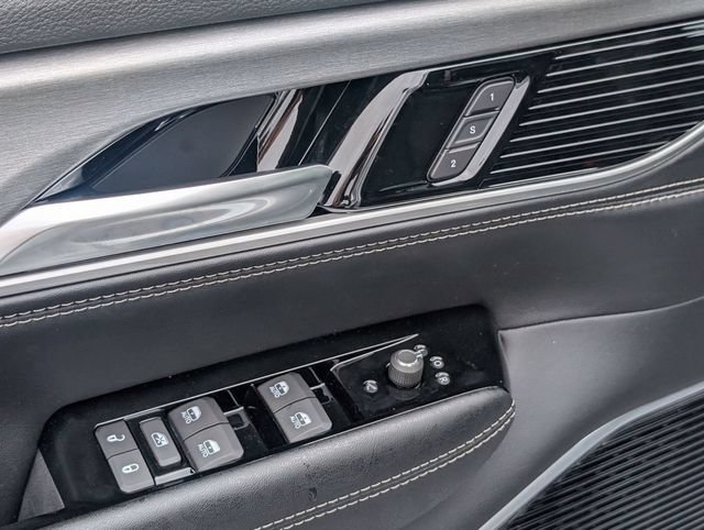 New 2026 Jeep Grand Wagoneer Limited AWD/4WD image 10