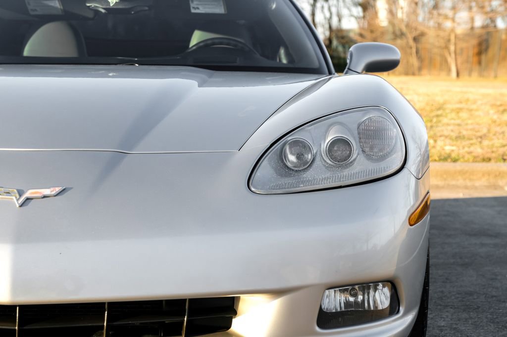 Used 2006 Chevrolet Corvette Coupe w/ Preferred Equipment Group image 42