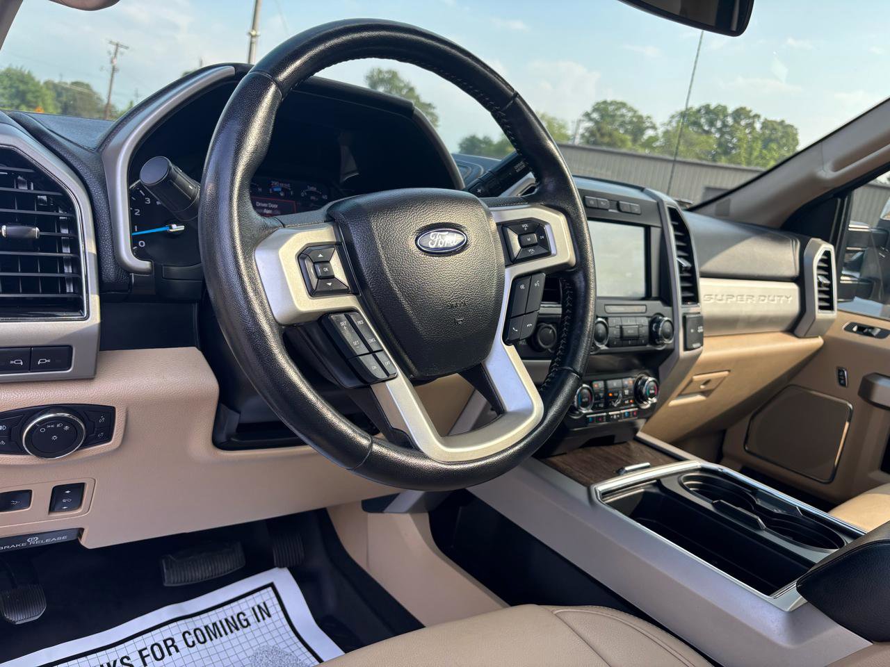 Used 2021 Ford F250 Lariat w/ Lariat Ultimate Package AWD/4WD image 28