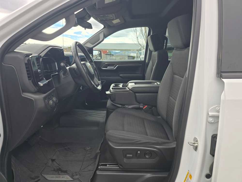 Used 2023 Chevrolet Silverado 1500 LT w/ Protection Package image 9