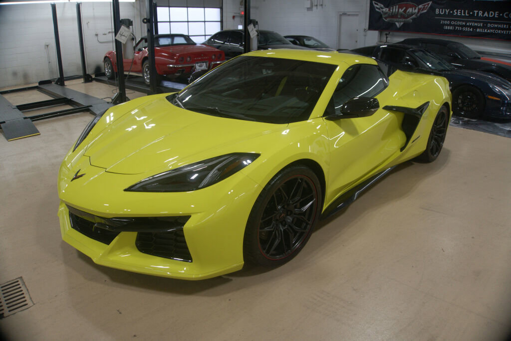 Used 2024 Chevrolet Corvette Z06 image 1