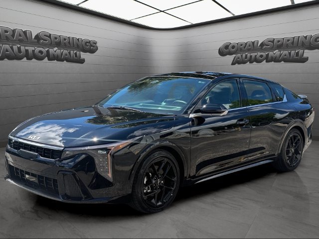 Certified 2025 Kia K4 GT-Line Turbo FWD image 3