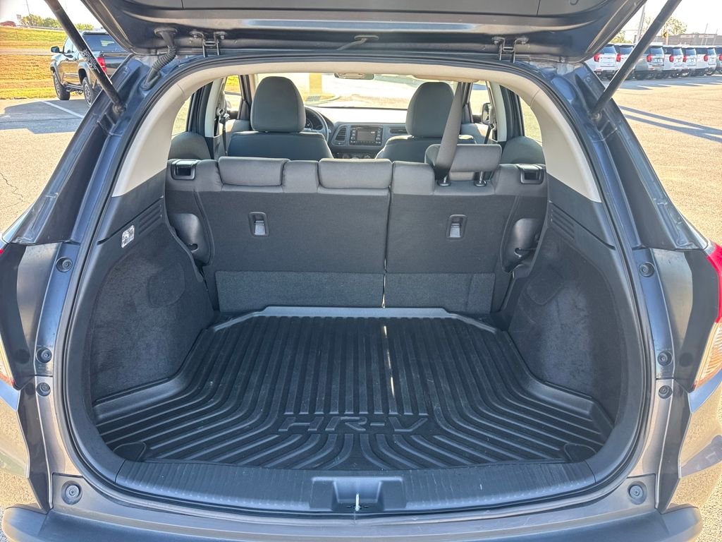Used 2022 Honda HR-V LX image 7