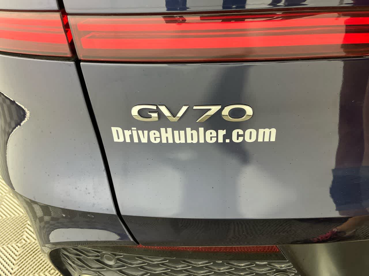 Used 2025 Genesis GV70 2.5T AWD/4WD image 11